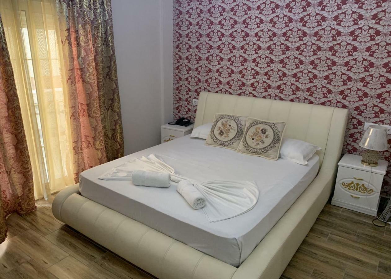 Hotel ANTALYA Durrës Buitenkant foto