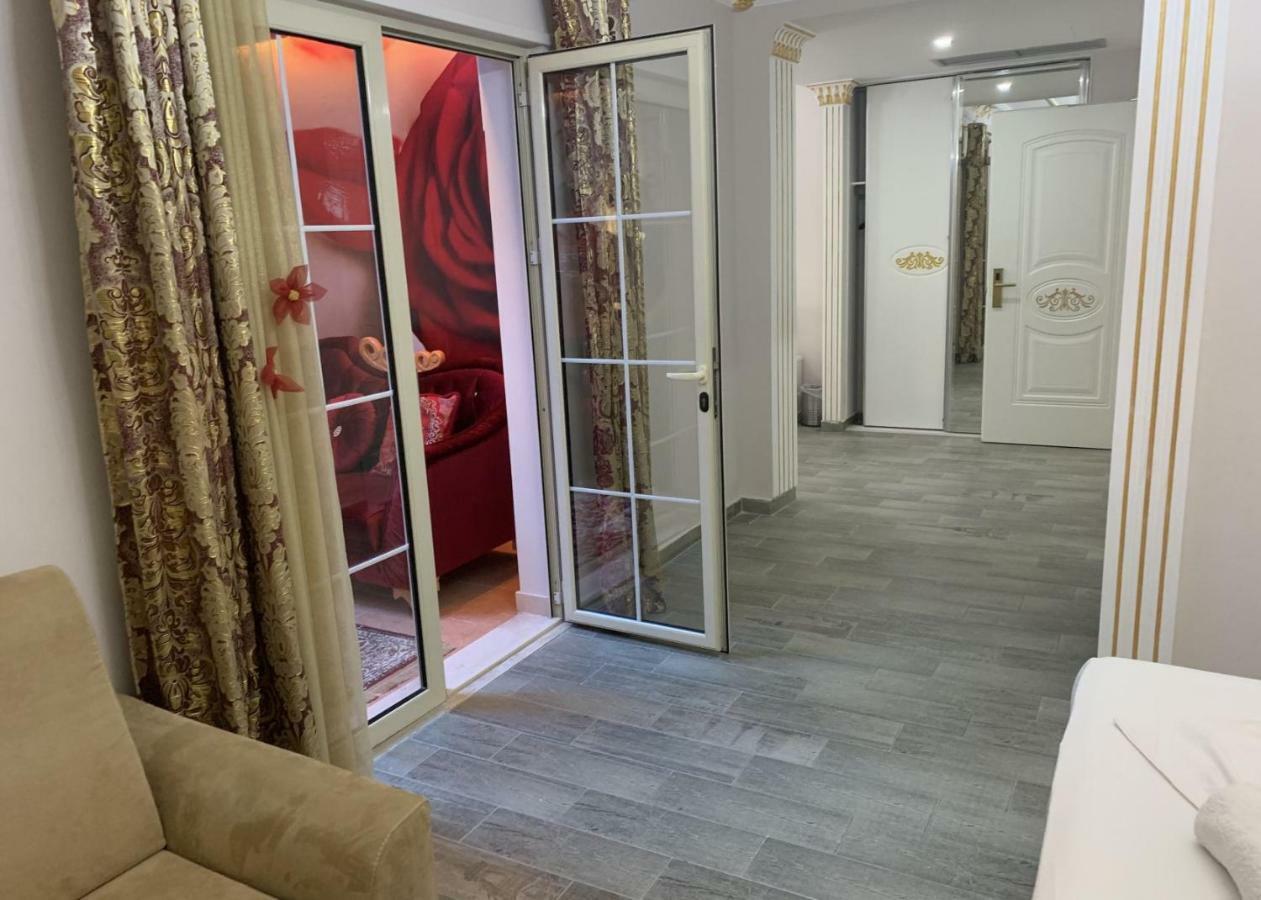 Hotel ANTALYA Durrës Buitenkant foto