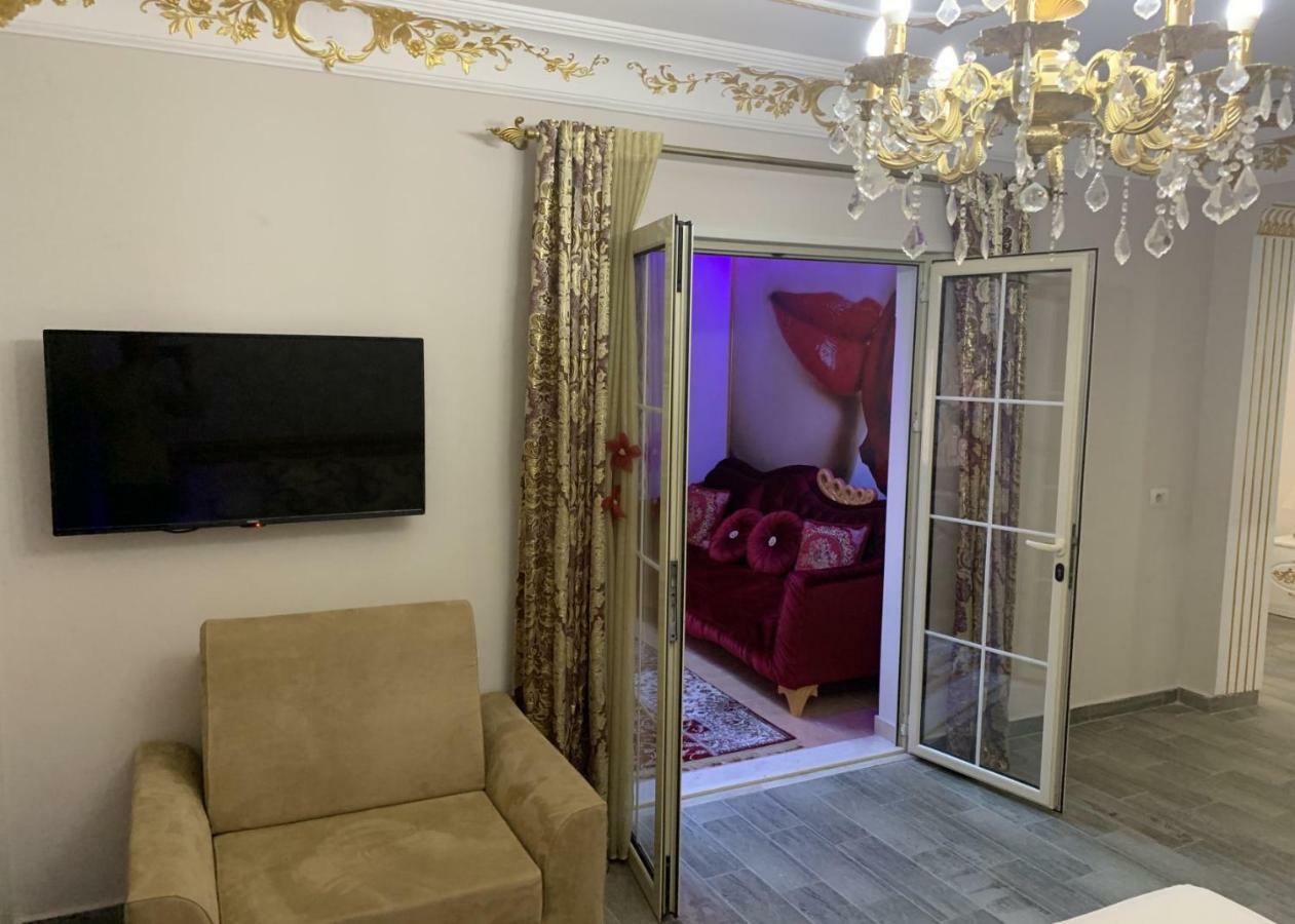 Hotel ANTALYA Durrës Buitenkant foto