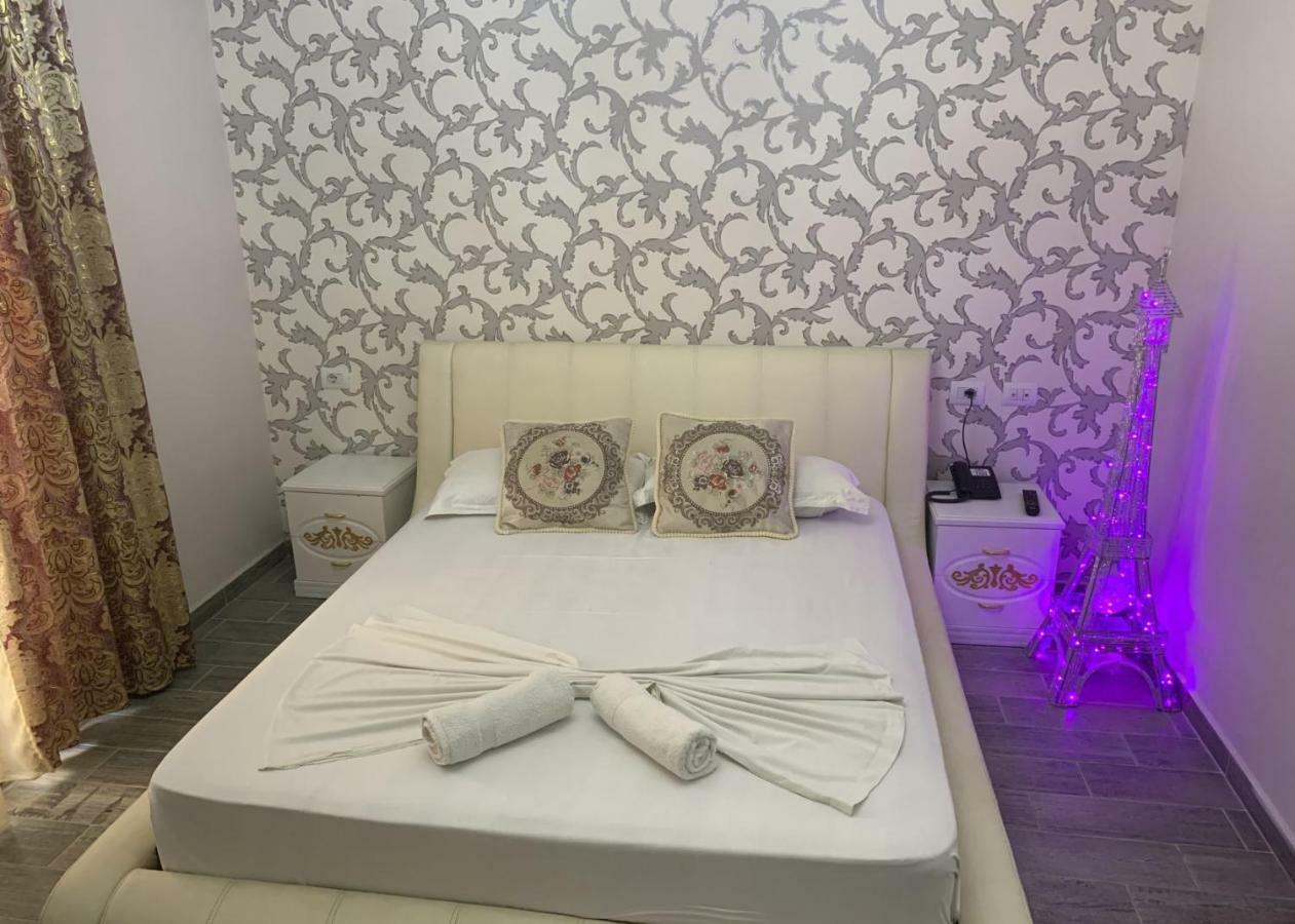 Hotel ANTALYA Durrës Buitenkant foto