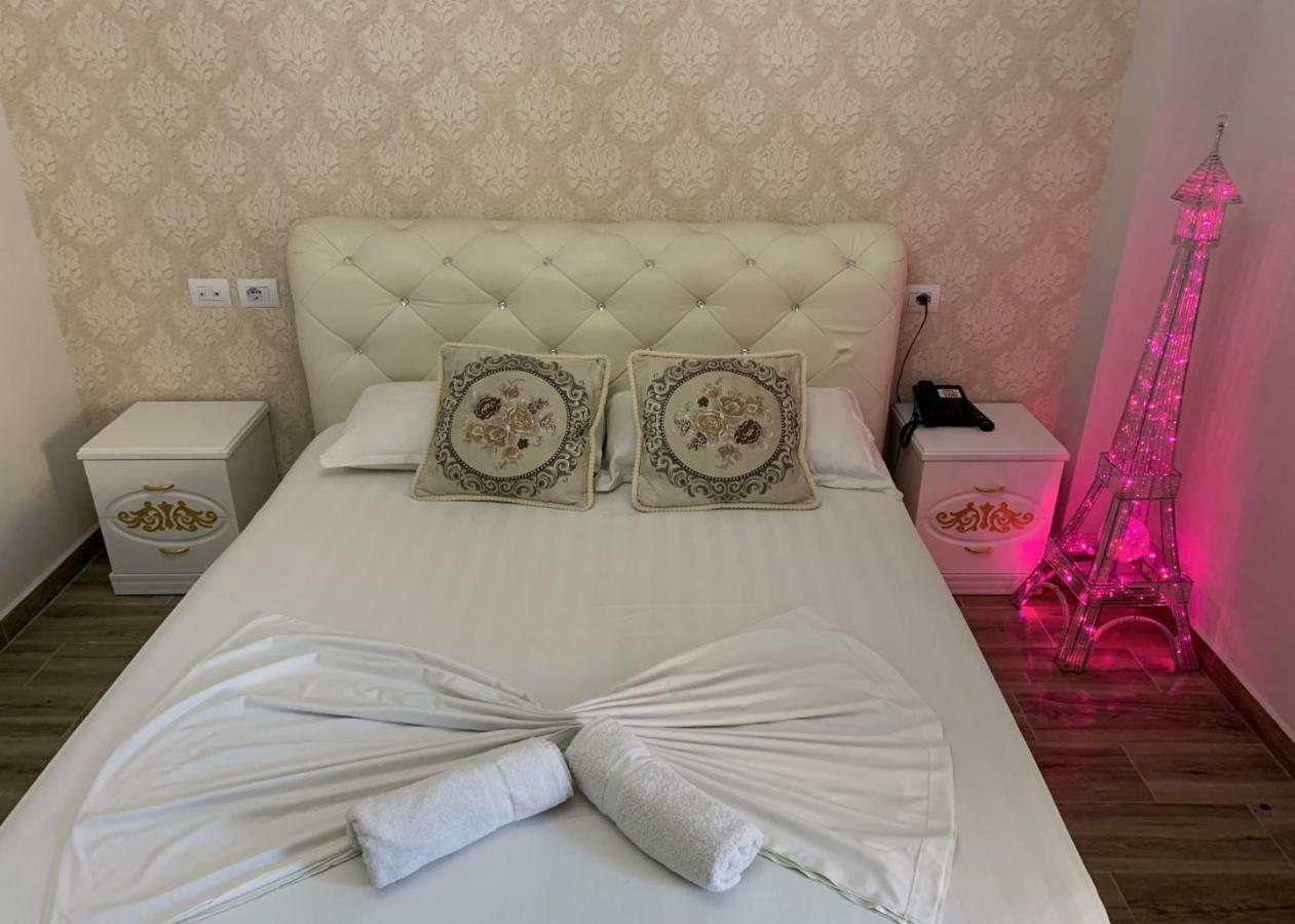Hotel ANTALYA Durrës Buitenkant foto